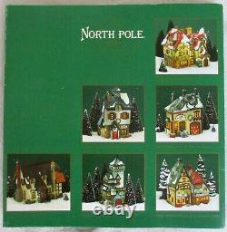 Lot Department 56 North Pole Series Heritage Village++(33 pieces)