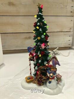 MIB Department 56 KRINGLE STREET TOWN TREE #56.56847 Excellent Condition