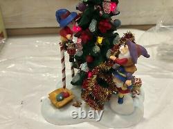 NEW Department 56 KRINGLE STREET TOWN TREE #56.56847 North Pole Series