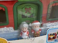 NEW! Fisher Price Little People Santa's North Pole Cottage Village TRU christmas