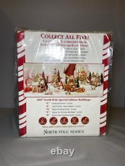 NEW & MINT Dept 56 North Pole AUGIE'S CHRISTMAS CAROLS 56954 Claus A