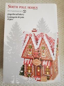 NIB Dept Department 56 lighted GINGERBREAD BAKERY North Pole Village 6009759