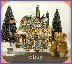 North Pole Department 56 TEDDY BEAR TRAINING CENTER! 56774 NEW MinT PERFECT