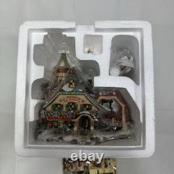 RARE RETIRED DEPT 56 North Pole Series Elf Mountain Ski Resort #56.56700