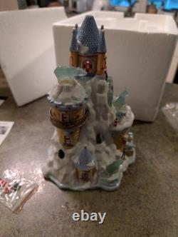 Retired Ltd Ed Dept 56 POLAR BEAR PALACE North Pole Series 799918 WORKS VIDEO