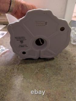 Retired Ltd Ed Dept 56 POLAR BEAR PALACE North Pole Series 799918 WORKS VIDEO