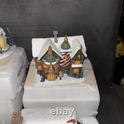 Thomas Kinkade North Pole Village Collection Lot Of 7 Working Santa