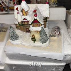 Thomas Kinkade North Pole Village Collection Lot Of 7 Working Santa