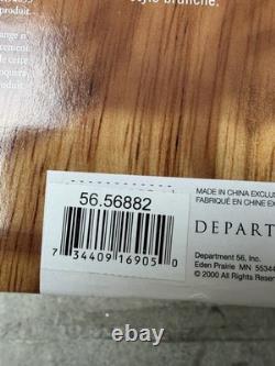 VINTAGE NEW Dept 56 North Pole Woods Reindeer Care & Repair # 56.56882