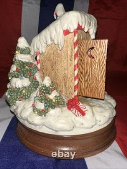 VTG Enesco North Pole Village Simon Outhouse Musical w Box Sandi Zimnicki 876879