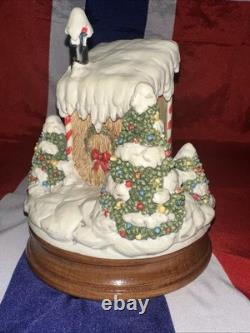 VTG Enesco North Pole Village Simon Outhouse Musical w Box Sandi Zimnicki 876879