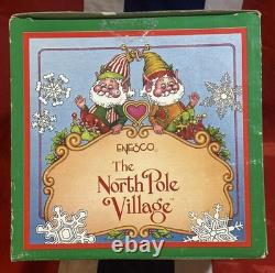 VTG Enesco North Pole Village Simon Outhouse Musical w Box Sandi Zimnicki 876879