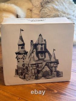 Vintage Dept 56 North Pole 1996 Route 1 North Pole Home of Mr & Mrs Claus in Box