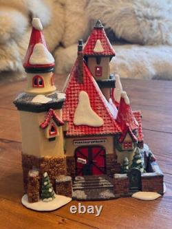 Vintage Dept 56 North Pole 1996 Route 1 North Pole Home of Mr & Mrs Claus in Box