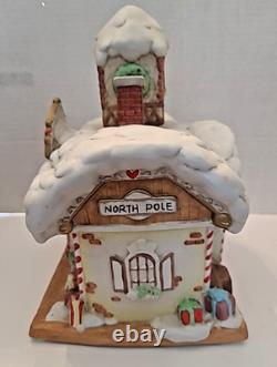 Vintage Enesco North Pole Village The Station Musical withNight Light Zimnicki