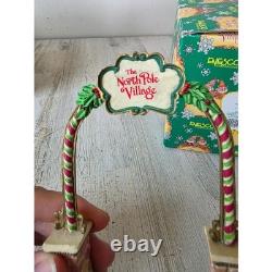 Vintage enesco sandi ziminicki archway gate entrance 861952 North Pole village