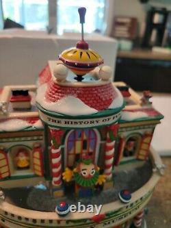 Vtg Dept 56 #56959 North Pole Series ELFIN TOY MUSEUM Ltd Ed 1876/10,000 VIDEO